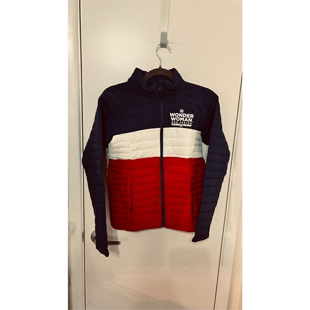 DC Comics Wonder Woman Run Series Puffer Jacket Coat Venture Endurance Size XS